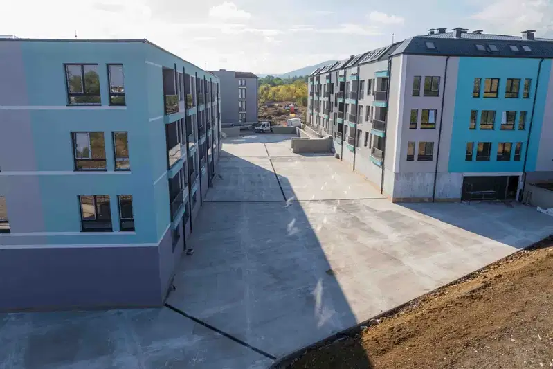 Two-room apartment in Malinova Dolina with elevator and parking