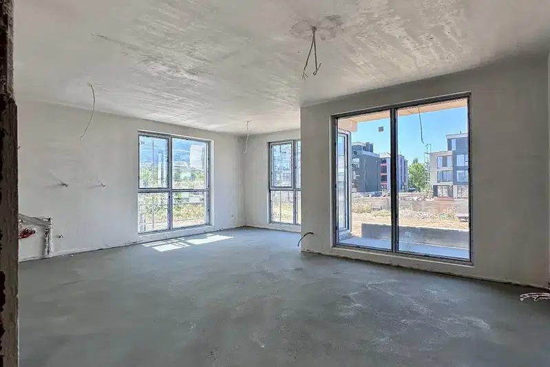 Three-room apartment in Malinova Dolina with southwest aspect