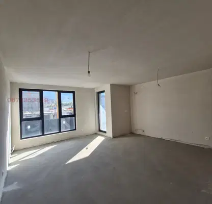 Photo 4 — Spacious 3-room apartment in Malinova dolina with south aspect