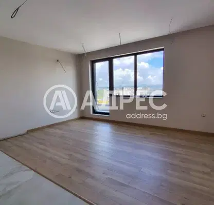 Photo 3 — Three-room apartment with panoramic terrace in Malinova dolina, Sofia