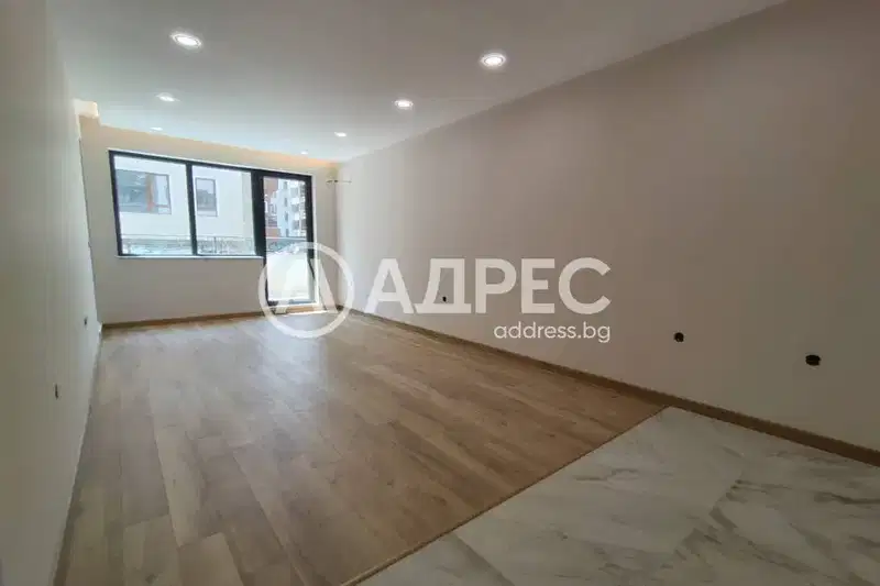 Three-room apartment with two terraces in Malinova dolina, Sofia