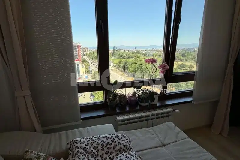 4-bedroom apartment in Sofiya, Malinova Dolina
