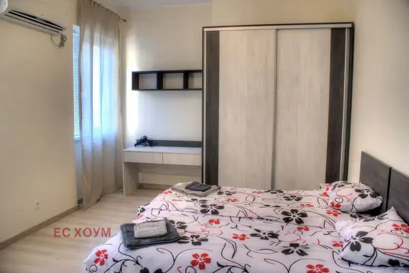 Two-room apartment in Malinova Dolina with parking space and elevator