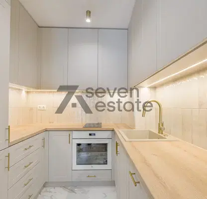 Photo 5 — Two-room apartment in Malinova Dolina with balcony and parking
