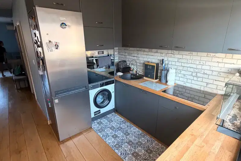 Spacious 4-room apartment with panoramic view in Manastirski Livadi