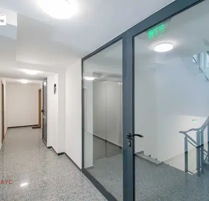 Photo 2 — Spacious 4-room apartment in Manastirski Livadi with panoramic terrace
