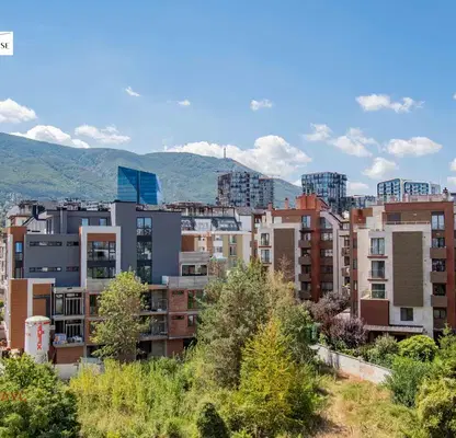 Photo 5 — Spacious 4-room apartment in Manastirski Livadi with panoramic terrace