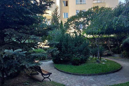 Едностаен апартамент с остъклена тераса в Манастирски ливади