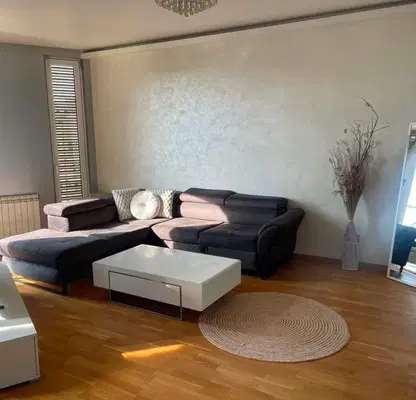 Photo 2 — Two-room apartment in Manastirski Livadi with elevator