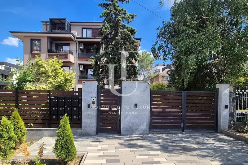 Two-room apartment with yard in Manastirski Livadi, Sofia