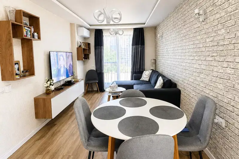 Luxury 3-room apartment with large terrace in Manastirski Livadi