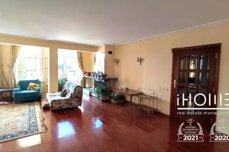 Large apartment with three terraces in Medical Academy, Sofia