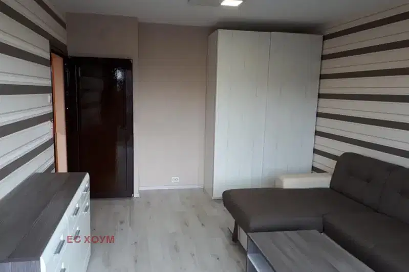 Two-room apartment in Meditsinska Akademiya, Sofia, 6th floor