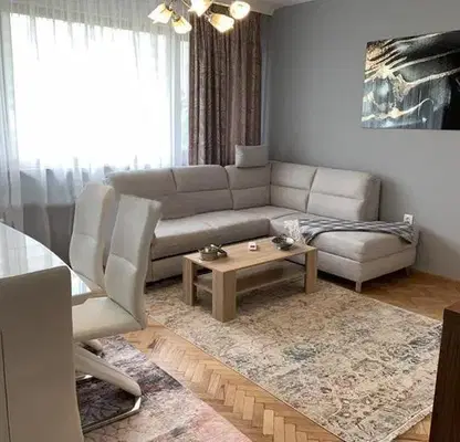 Photo 2 — Three-room apartment in Meditsinska Akademiya, Sofia with elevator