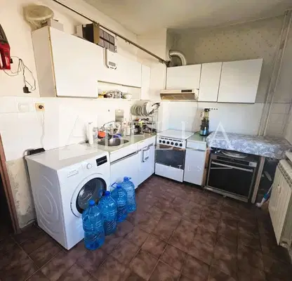 Photo 2 — Two-room apartment with south aspect in Mladost 1A, Sofia