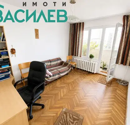 Снимка 3 — Двустаен апартамент в Младост 2 с възможност за преустройство