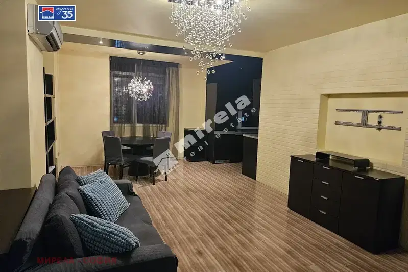Three-room apartment with parking space in Mladost 2, Sofia
