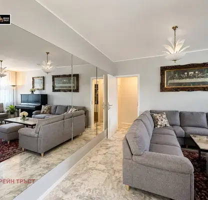 Photo 2 — Three-room apartment with functional layout in Mladost 2