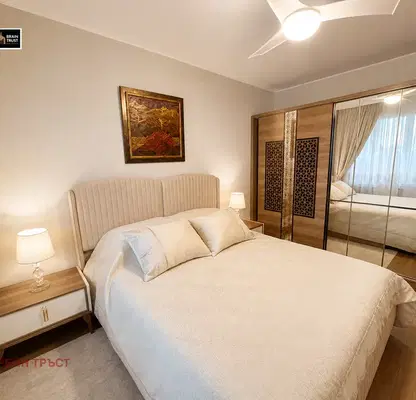 Photo 5 — Three-room apartment with functional layout in Mladost 2