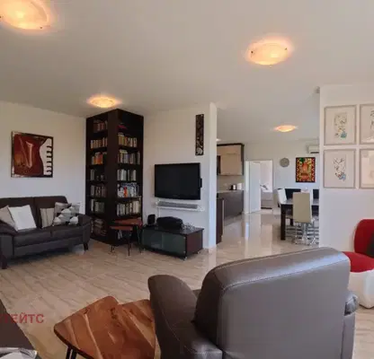 Photo 3 — Spacious 4-room apartment in Mladost 2 with two terraces