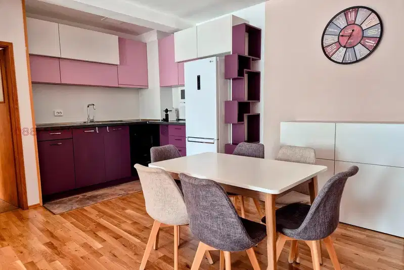 Three-room apartment with parking space in Mladost 3, Sofia