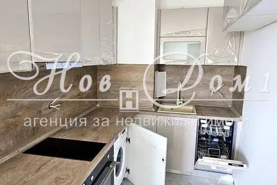 3-room apartment in Mladost 4 with two terraces and parking space