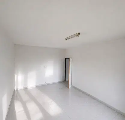Photo 3 — Three-room apartment in Mladost 4 with functional layout