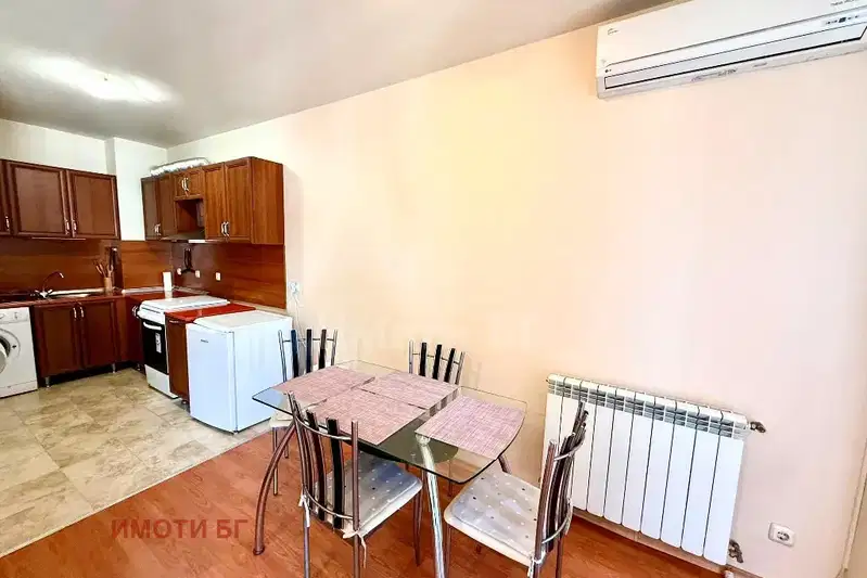 One-room apartment with terrace in Mladost 4, Sofia