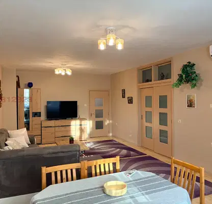 Photo 3 — Two-room apartment with southwest aspect in Mladost 4, Sofia
