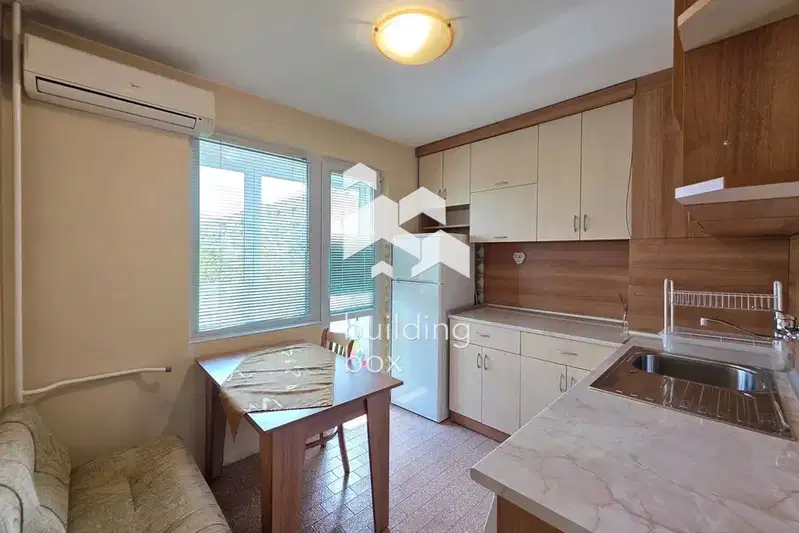 Three-room apartment in Musagenitsa with terrace on 6th floor