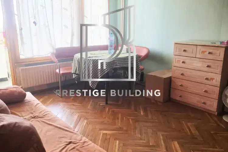 Studio in Nadezhda 2 with south aspect and proximity to metro