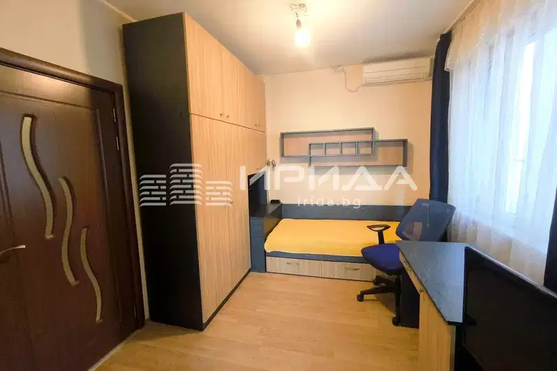 Two-room apartment in Nadezhda 2 with renovation and furnishings