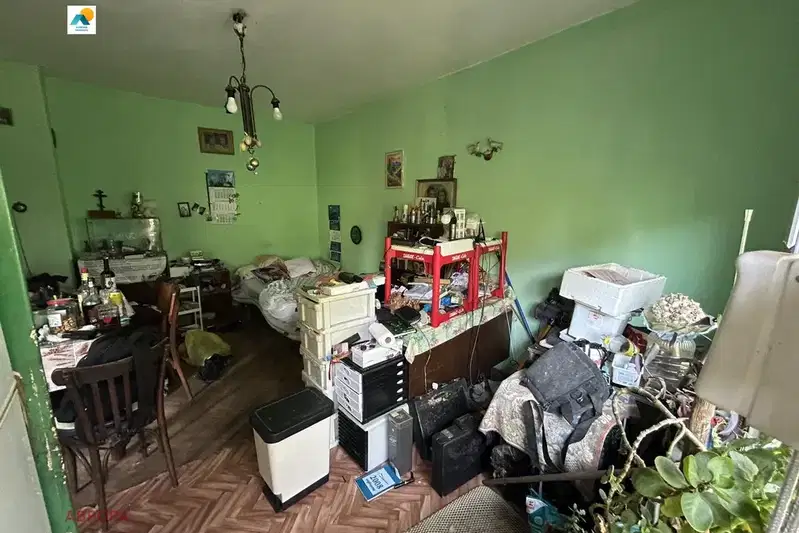 Two-room apartment in Nadezhda 4 with terrace and proximity to park