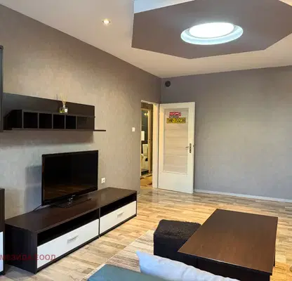 Photo 2 — Two-room apartment in Nadezhda 4 with enclosed balcony