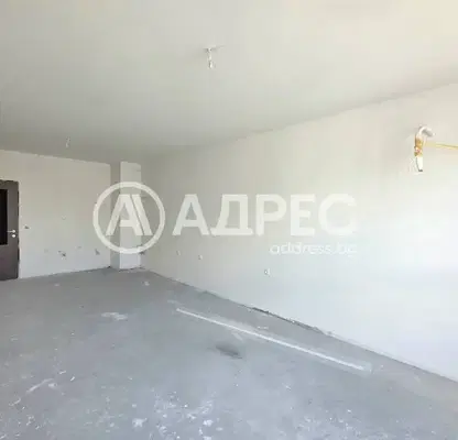 Photo 3 — Three-room apartment with south aspect in Obelya 1, Sofia