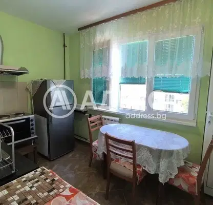 Photo 4 — 2-room apartment with enclosed terrace in Obelya 2, Sofia