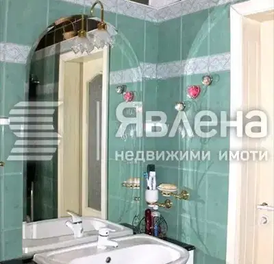 Снимка 2 — 3-стаен апартамент с балкон в Оборище, София