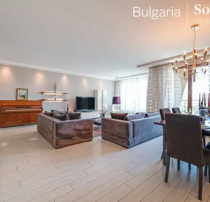 Photo 2 — Spacious 3-room apartment in Oborishte with two terraces