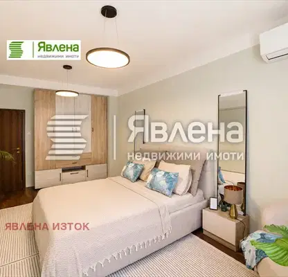 Снимка 2 — Тристаен апартамент с паркинг в Оборище, София