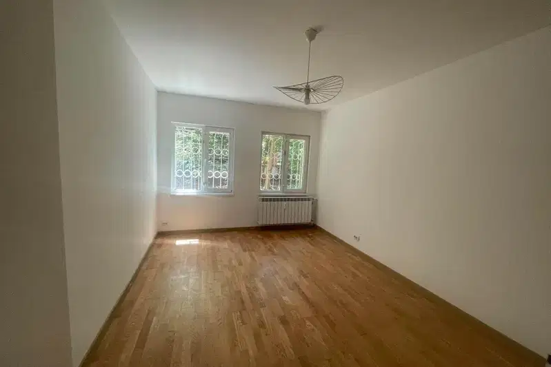 Two-room apartment in Oborishte with north/south aspect