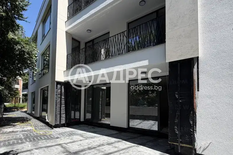 Two-room apartment with yard in Ovcha Kupel, Sofia