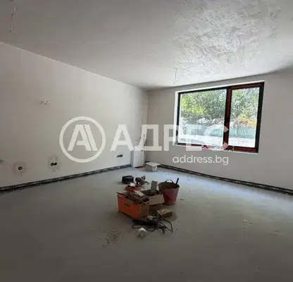 Снимка 5 — Двустаен апартамент с двор в Овча купел, София