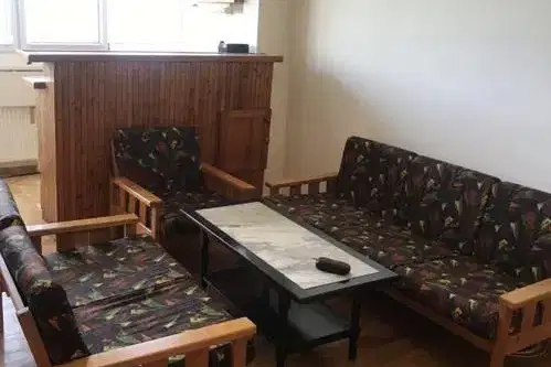 Two-room apartment in Ovcha kupel with elevator and renovated