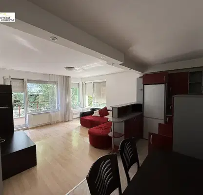 Photo 3 — Three-room apartment with balcony in Pavlovo, Sofia