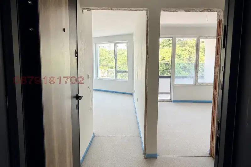 Two-room apartment in Poduyane with luxury construction