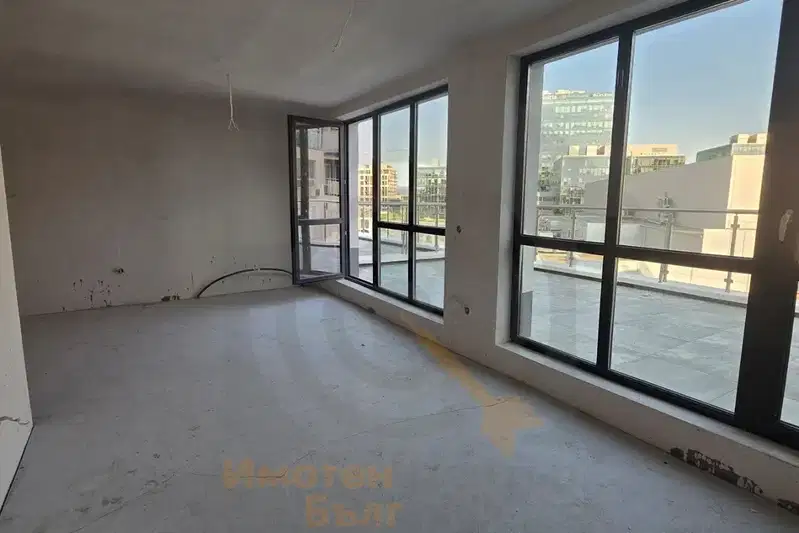 Three-room apartment with large terrace in Poligona, Sofia