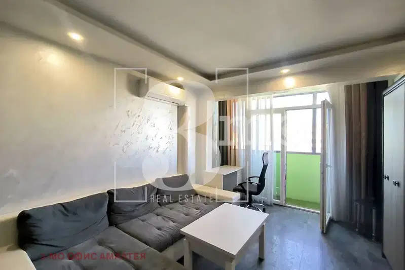 Two-room apartment with balcony in Razsadnika, Sofia