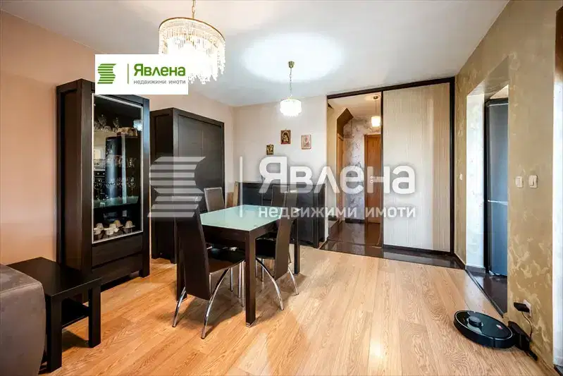 Three-room maisonette with terrace and panorama in Reduta, Sofia
