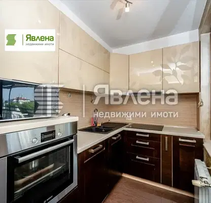 Photo 4 — Three-room maisonette with terrace and panorama in Reduta, Sofia