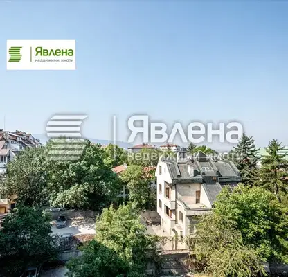 Photo 5 — Three-room maisonette with terrace and panorama in Reduta, Sofia